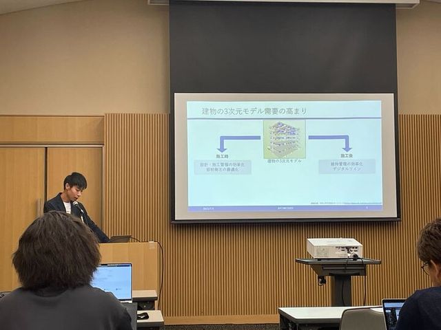 発表の様子(小濱 大輝)